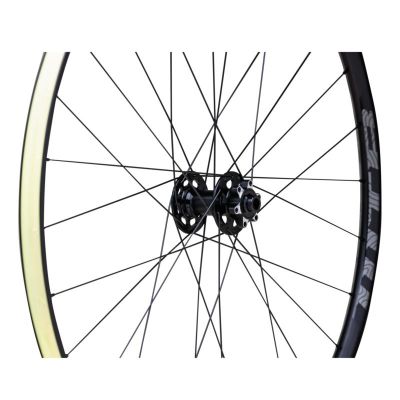 2. WTB Koło PROTERRA i23x700x przód 100x12 28 6 śrub