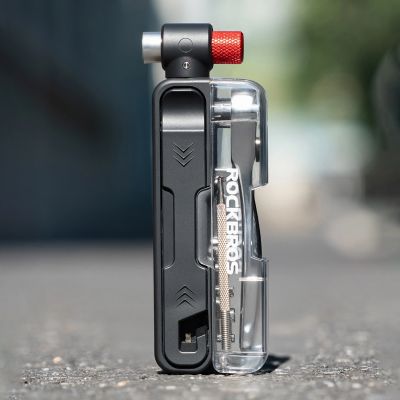 12. Zestaw narzędzi rowerowych Rockbros multitool z pompką na naboje CO2 i kluczem grzechotkowym - czarny