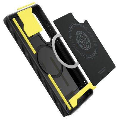 14. Etui Spigen Rugged Armor Mag na Samsung Galaxy S25 Ultra - czarne