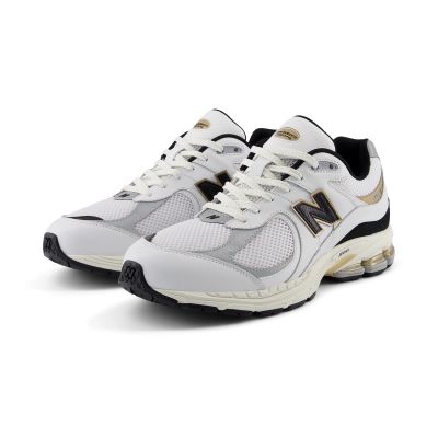 3. Buty New Balance M2002RPN