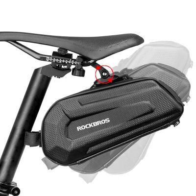 6. Torba Rockbros B69 rowerowa podsiodłowa 1.8l z systemem łatwego zwalniania - czarna