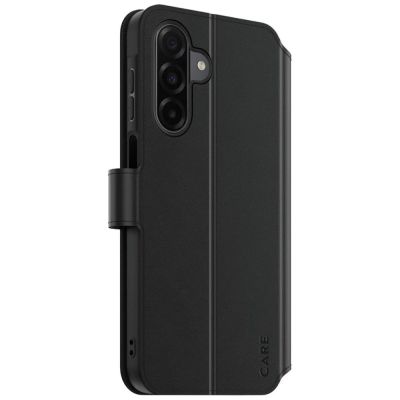 2. Etui CARE by PanzerGlass Wallet Case M.  Kickstand do Samsung Galaxy M17 5G / A17 / A17 5G - czarne