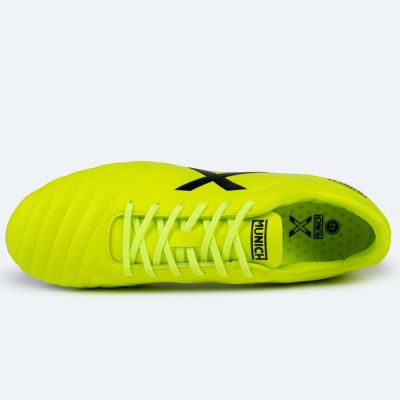 3. Buty piłkarskie Munich Arenga 303 FG M 2159303