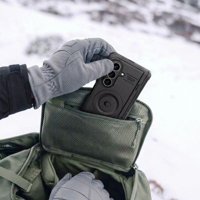 8. Etui Tech-Protect Kevlar Pro na Samsung Galaxy Z Fold 8 Ultra - czarne