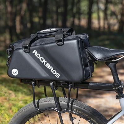 4. Torba Rockbros 30140090001 rowerowa na bagażnik 11,6l - czarna