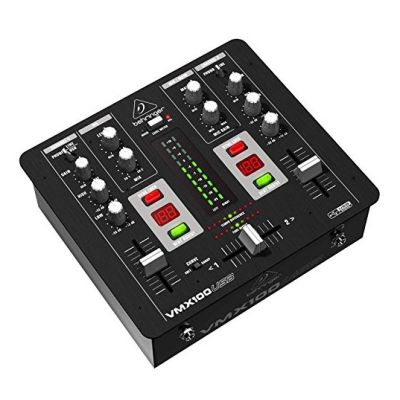 4. Mikser DJ Behringer VMX100USB