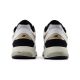11. Buty New Balance M2002RPN