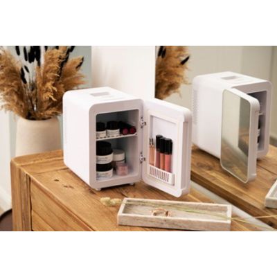 24. Mini lodówka z lustrem ADLER AD 8085