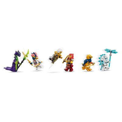 5. LEGO Ninjago 71868 - Transformujący smoczy mech Wyldfyre
