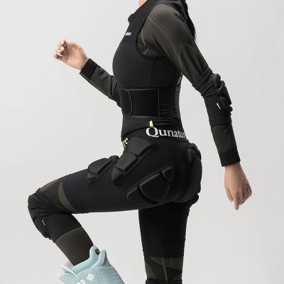 8. Ochraniacze bioder Qunature Ski - Advanced L narty snowboard łyżwy - czarne