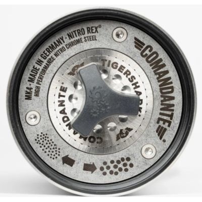 6. Młynek do kawy Comandante C40 MK4 Lab Series Tigershark Stone Washed