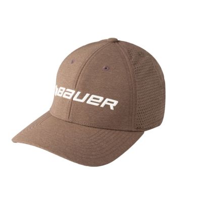 5. Czapka Bauer Performance Senior