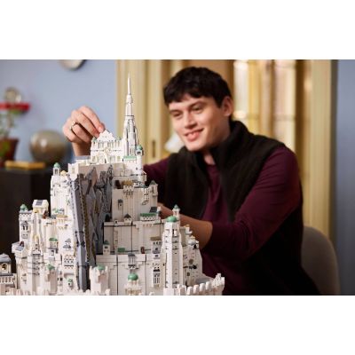 26. LEGO Icons 11377 - Władca Pierścieni: Minas Tirith