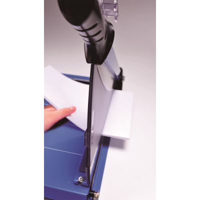 2. Olympia G 3640 gilotyna 36 cm 40 ark.