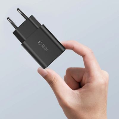 5. Ładowarka Tech-Protect NC30W sieciowa USB-C PD 30W / USB-A QC 3.0 - czarna