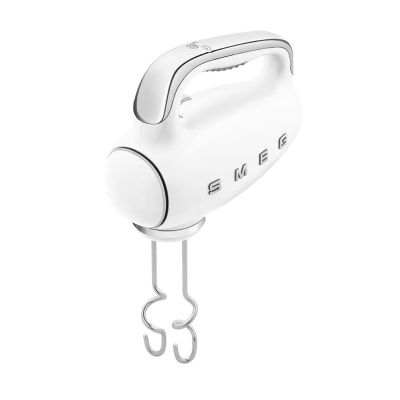 19. Mikser ręczny Smeg HMF01WHEU w kremie w stylu retro z lat 50.