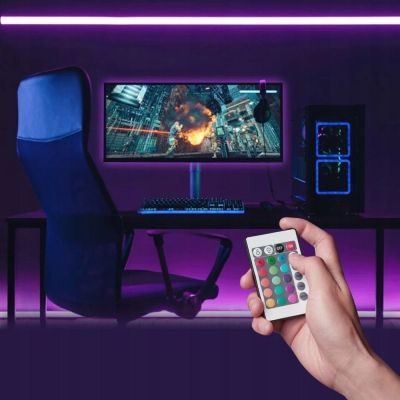 Taśma świetlna Vention RGB FPC LED z pilotem IR zasilanie USB 5V  2m