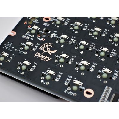 6. Ducky One 2 Mini RGB klawiatura Gaming USB US English Czarny