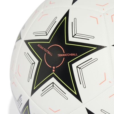 4. Piłka nożna adidas Liga Mistrzów UCL Training IX4062
