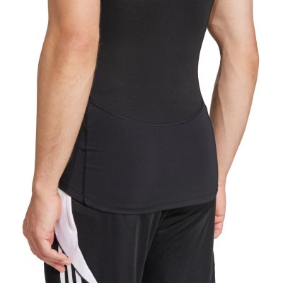 10. Koszulka adidas Techfit Short Sleeve Tee M JP4674