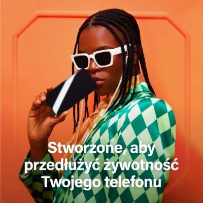9. Szkło hartowane PanzerGlass Ultra-Wide Fit z pozycjonerem na iPhone 15 Pro