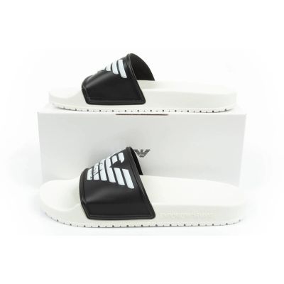 28. Klapki Emporio Armani M XVPS04D 850