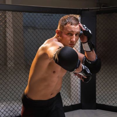 4. Ochraniacze na łokcie - ściągacze elastyczne DBX-EG-11 M