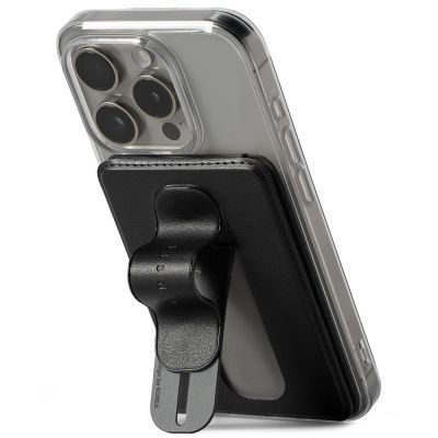 2. Etui Ringke Wallet Slide Grip MagSafe - czarne
