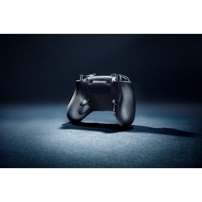 6. Razer | kontroler do konsoli Xbox/komputera PC | Rosomak V3 Pro | Czarny