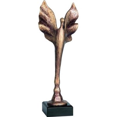 8. Figurka odlewana - wiktor  RFST2073-24/BR