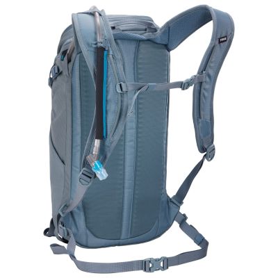 10. Plecak z bukłakiem Thule AllTrail Hydration Backpack 16 L - pond