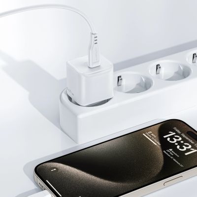 5. Ładowarka sieciowa Acefast A73 Mini PD 20W GaN + kabel USB-C - biała