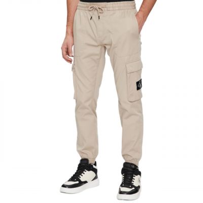 7. Spodnie Calvin Klein Jeans Cargo Jogger M J30J324696