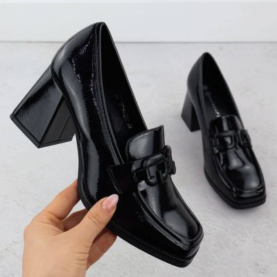 17. Półbuty na słupku Potocki W SZ12553 WOL289A