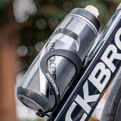 7. Bidon termiczny Rockbros rowerowy 620 ml bez BPA - gradient czarny