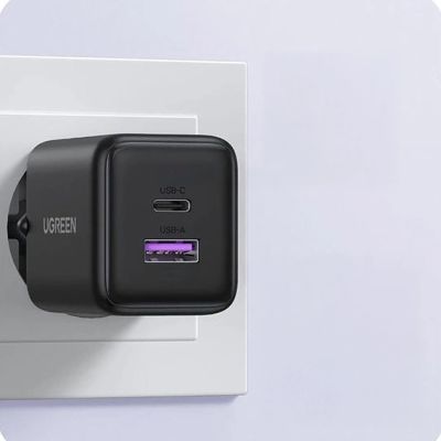 3. Ładowarka sieciowa Ugreen Nexode N Series X516 30W GaN 1x USB-A 1x USB-C - szara