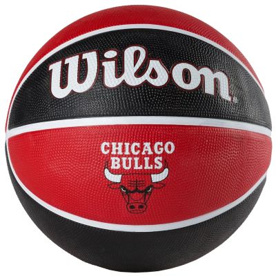 4. Piłka Wilson NBA Team Chicago Bulls Ball WTB1300XBCHI