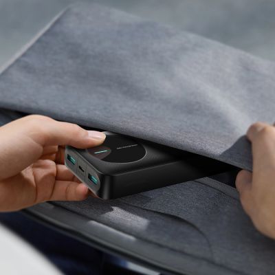 14. Powerbank Joyroom JR-PBF14 20000mAh 2.4A 2x USB-A 1x USB-C - czarny