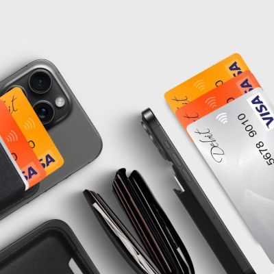 3. Portfel magnetyczny Tech-Protect MagWallet MagSafe na telefon - pomarańczowy