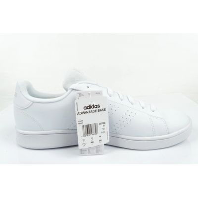 5. Buty adidas Advantage Base M EE7692