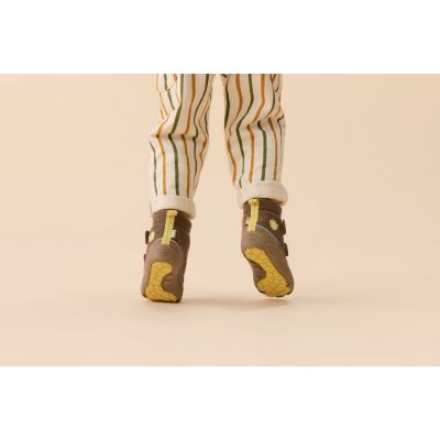 13. Buty zimowe barefoot z wełną z recyklingu Affenzahn Comfy Tiger (01250-70003)