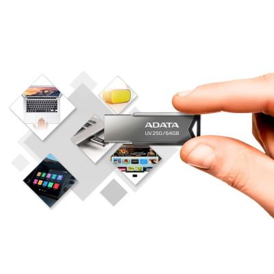 3. Pendrive ADATA UV250 AUV250-32G-RBK (32GB; USB 2.0; kolor srebrny)