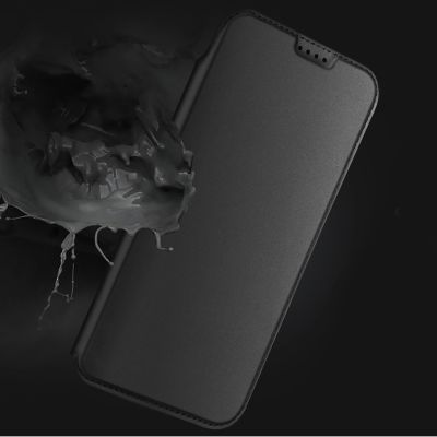 8. Etui Dux Ducis Skin Pro na iPhone 17 Pro z klapką i miejscem na kartę - czarne