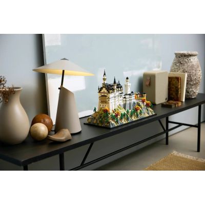 7. LEGO Architecture 21063 Zamek Neuschwanstein