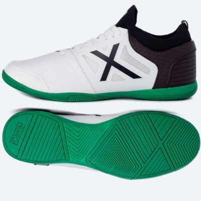 5. Buty Munich Tiga IN 3190048