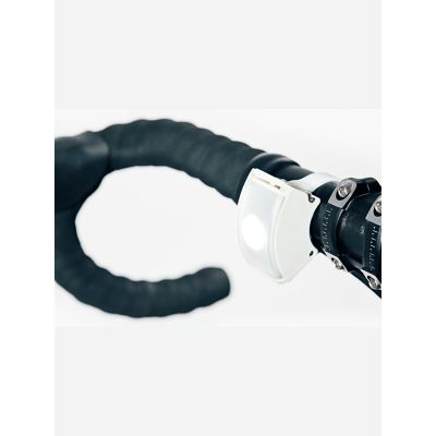 5. Lampka rowerowa BOOKMAN Curve Front Light 220lm biała