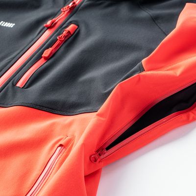 10. Kurtka Elbrus ProGuard Softshell M 92800403223