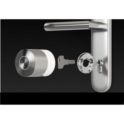 14. Zamek elektroniczny Nuki Smart Lock Pro