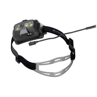 5. Latarka czołowa LED Ledlenser HF8R Core Black