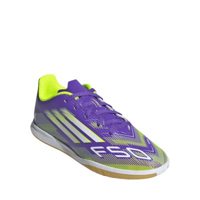 8. Buty piłkarskie adidas F50 Club IN Jr JI0042